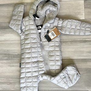 NWT North Face Thermoball Bunting